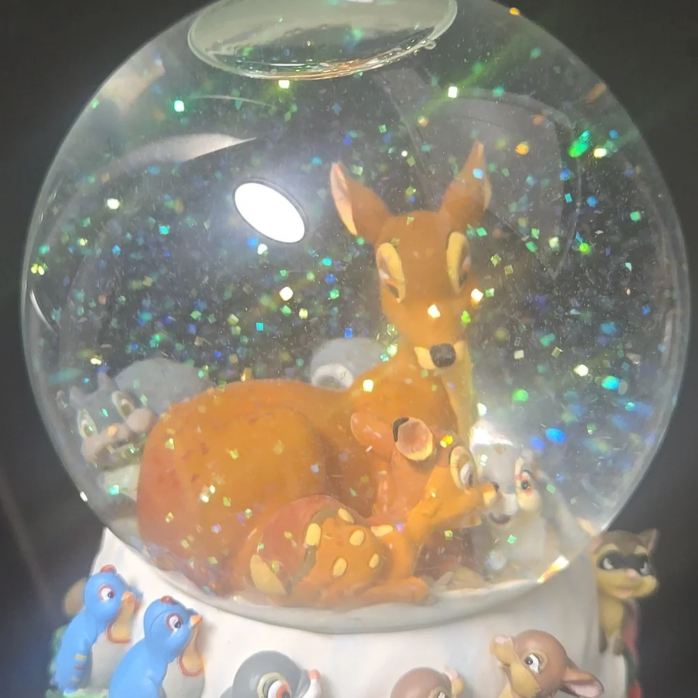 Disney Bambi Snow Globe with Forest Friends - Picture 8 of 8
